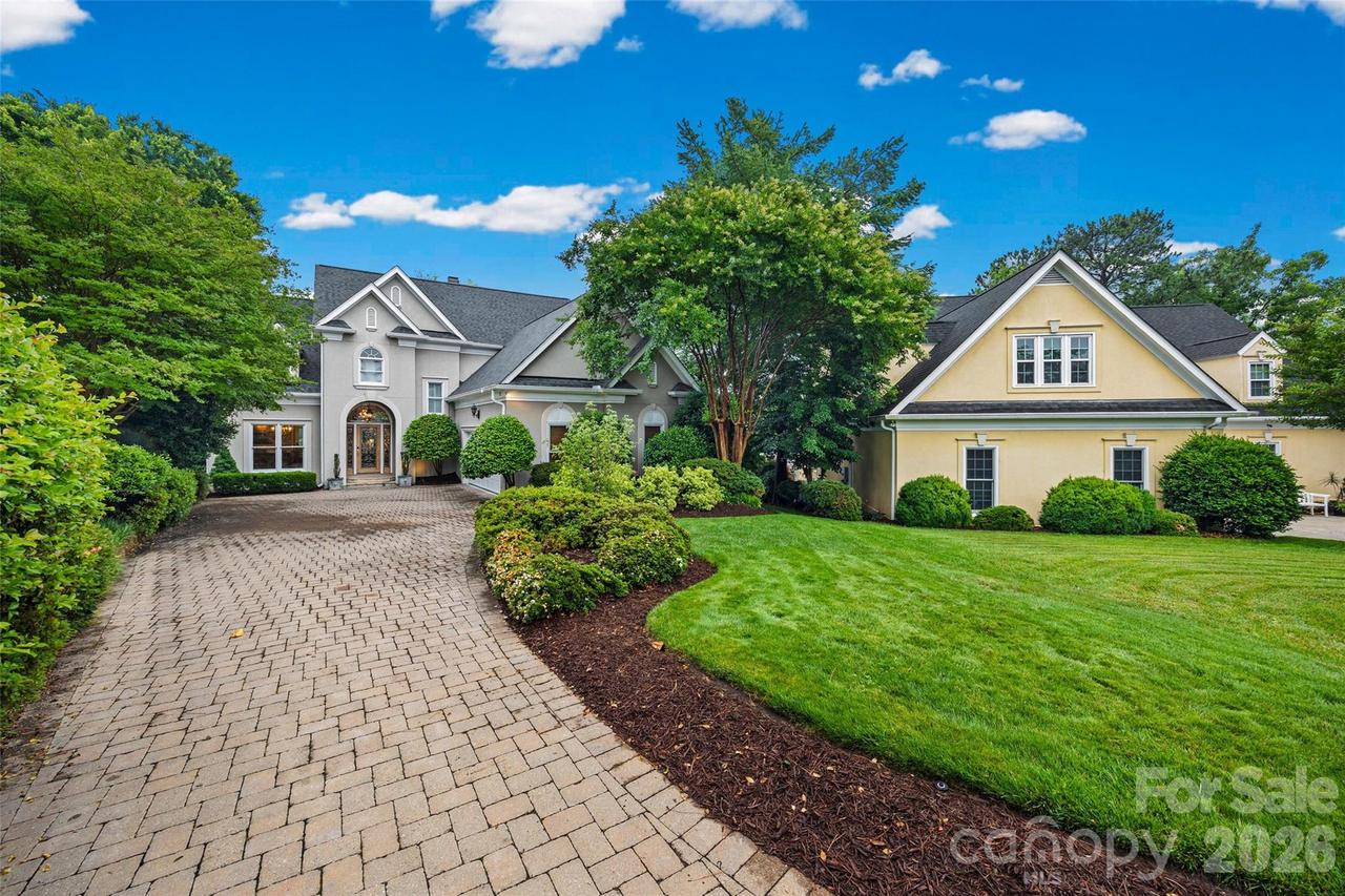 15901 Riverpointe Dr., Charlotte, NC 28278