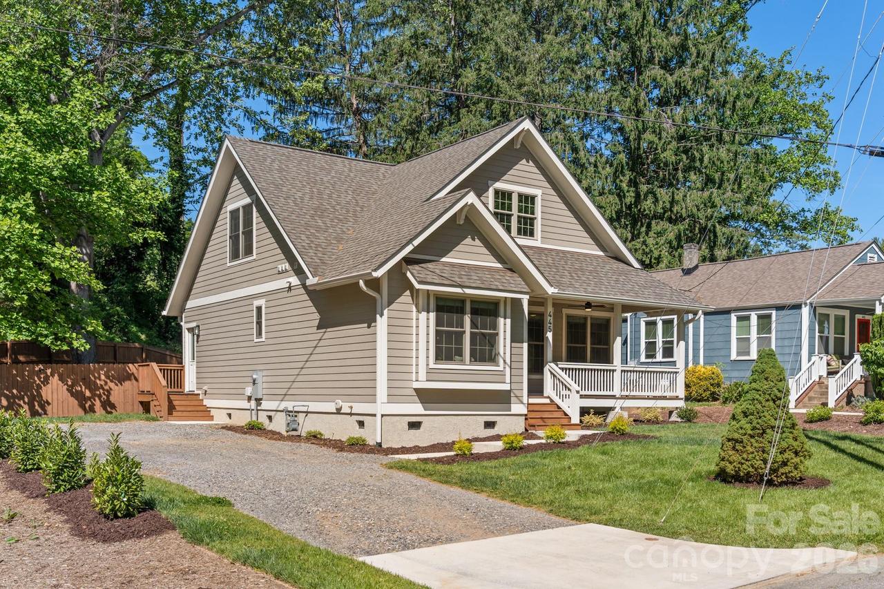 445 Governors View Rd., Asheville, NC 28805