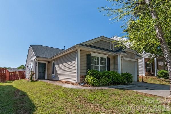 2416 Buckleigh Dr., Charlotte, NC 28215