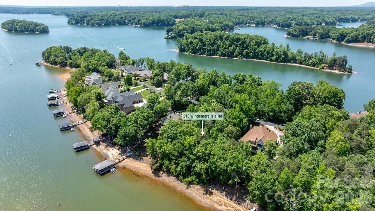 313 Windemere Isle Rd., Statesville, NC 28677