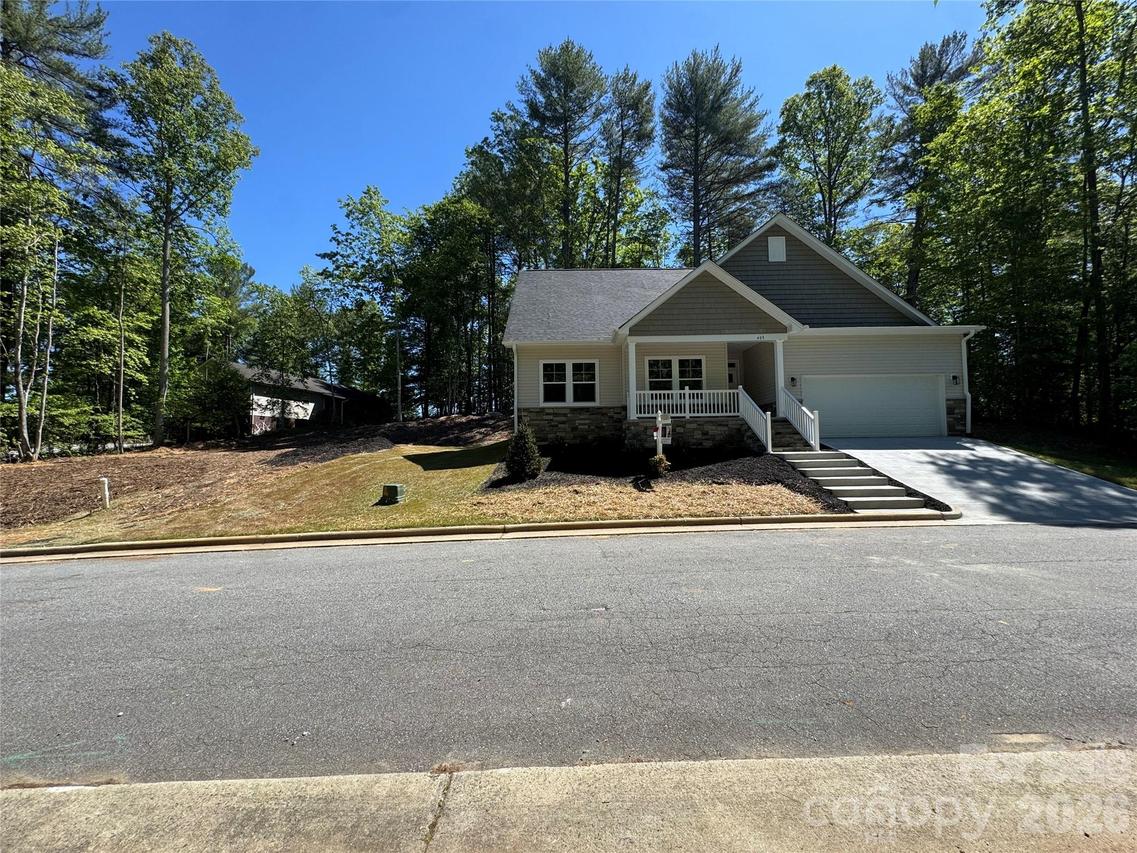 403 Scarlett Oak Ct., Lenoir, NC 28605