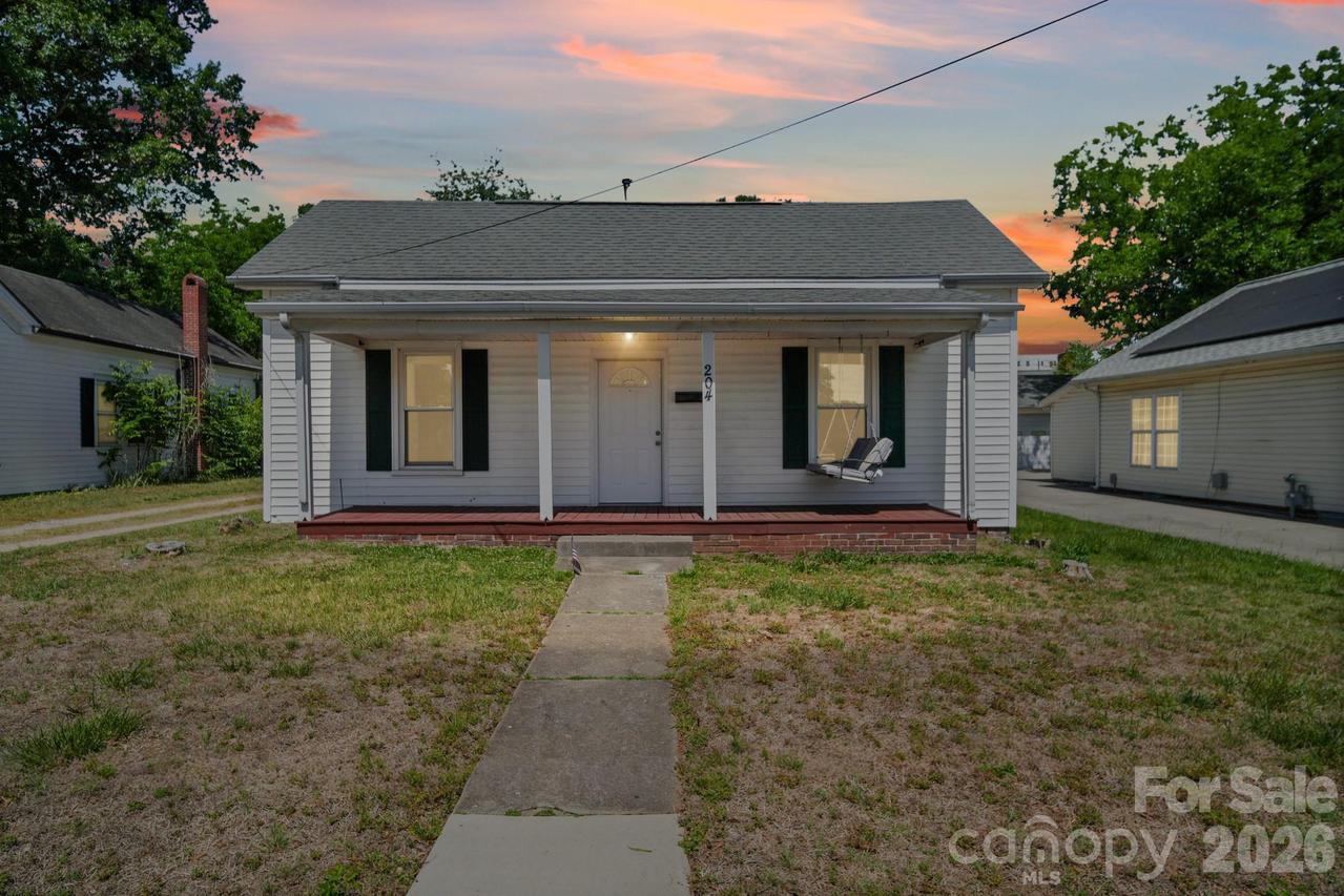204 S East Ave., Kannapolis, NC 28083