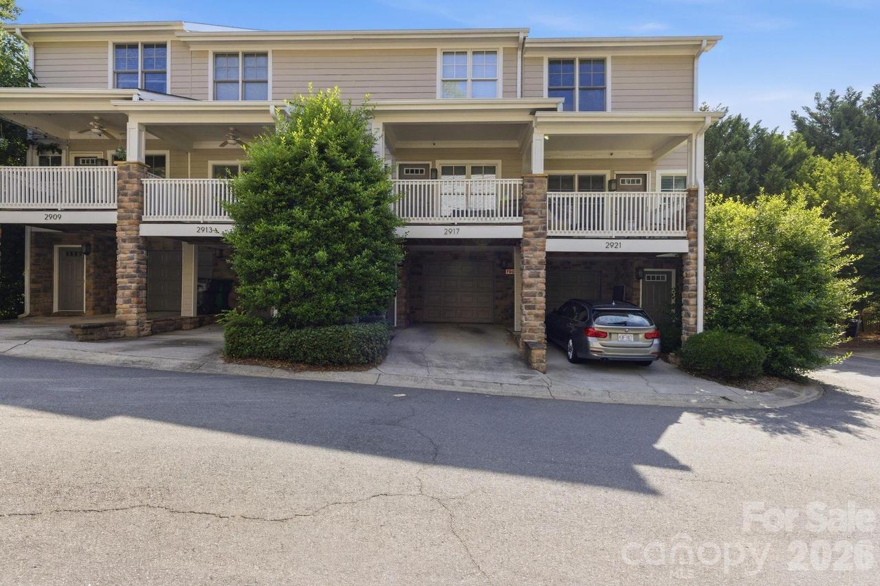 2917 Craftsman Ln., Charlotte, NC 28204
