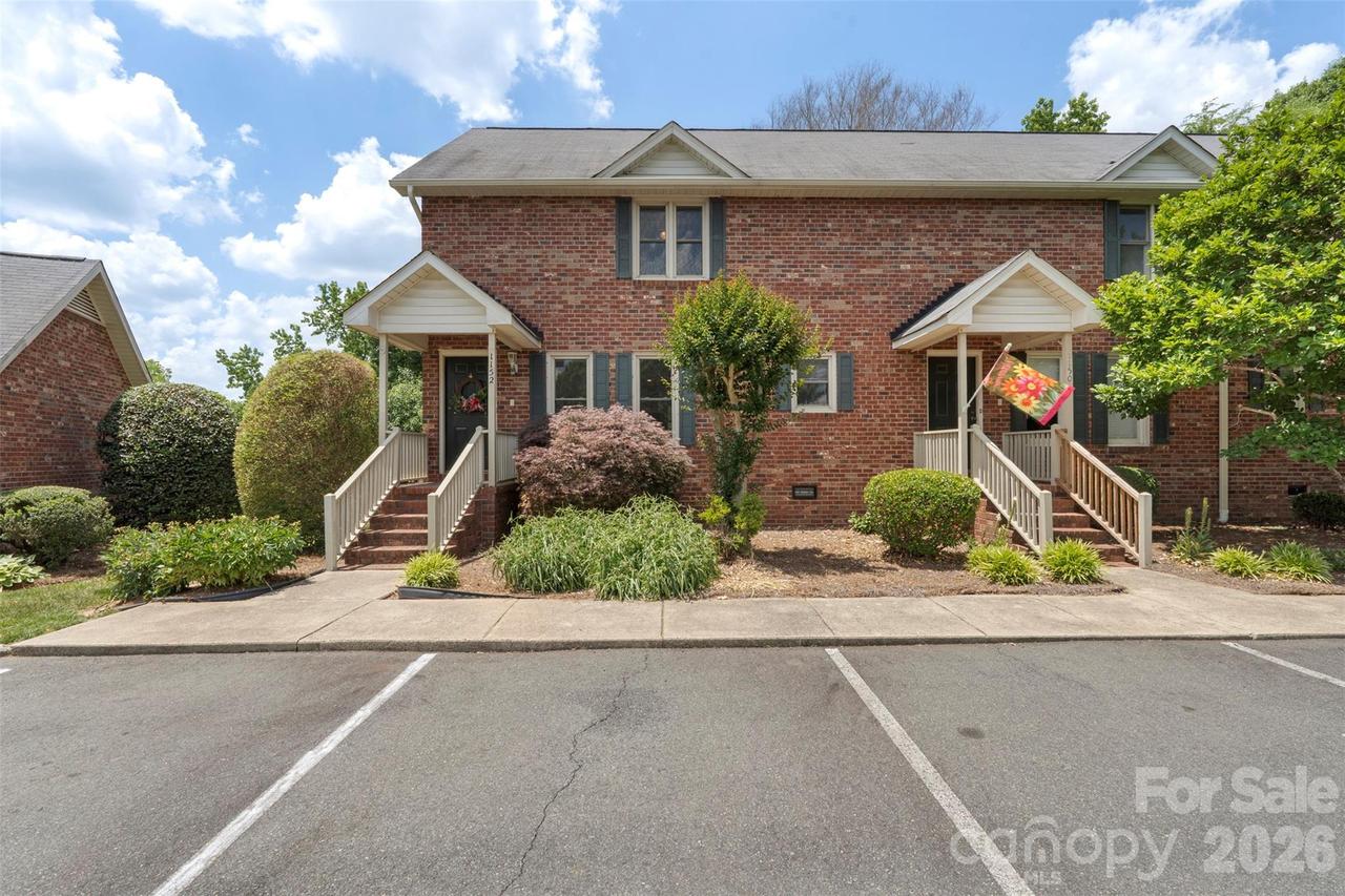 1152 Crestmont Dr., Concord, NC 28025