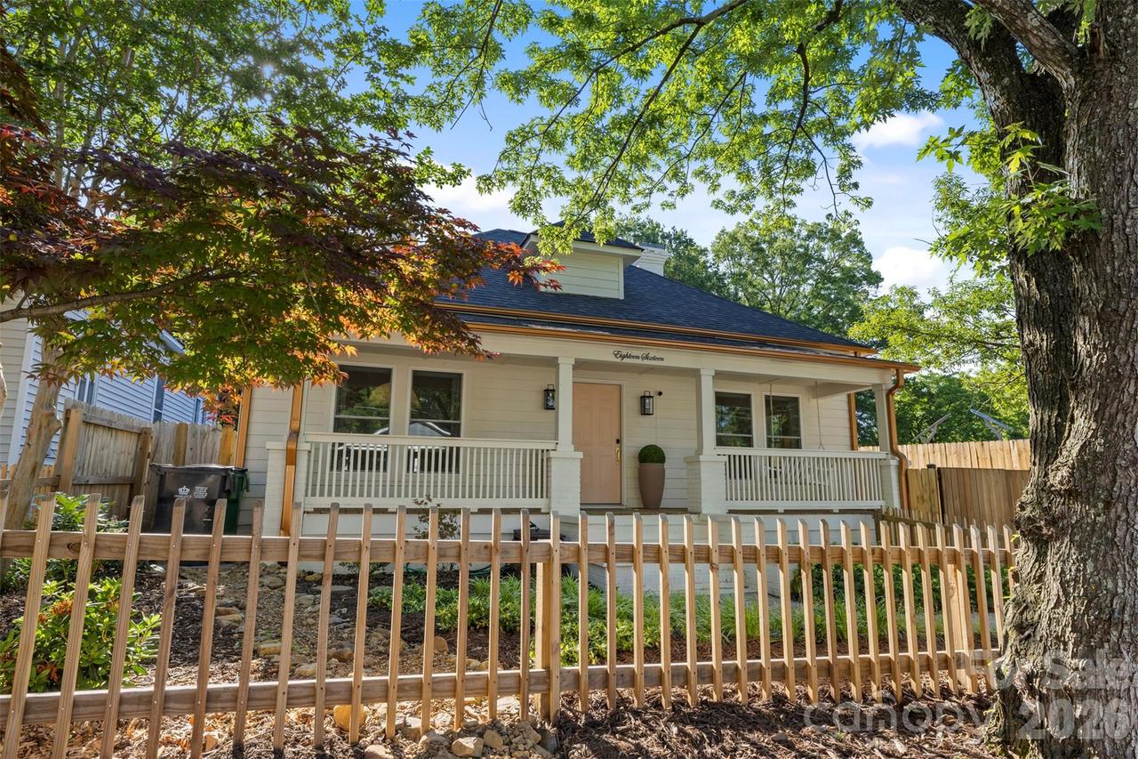1816 Umstead St., Charlotte, NC 28205