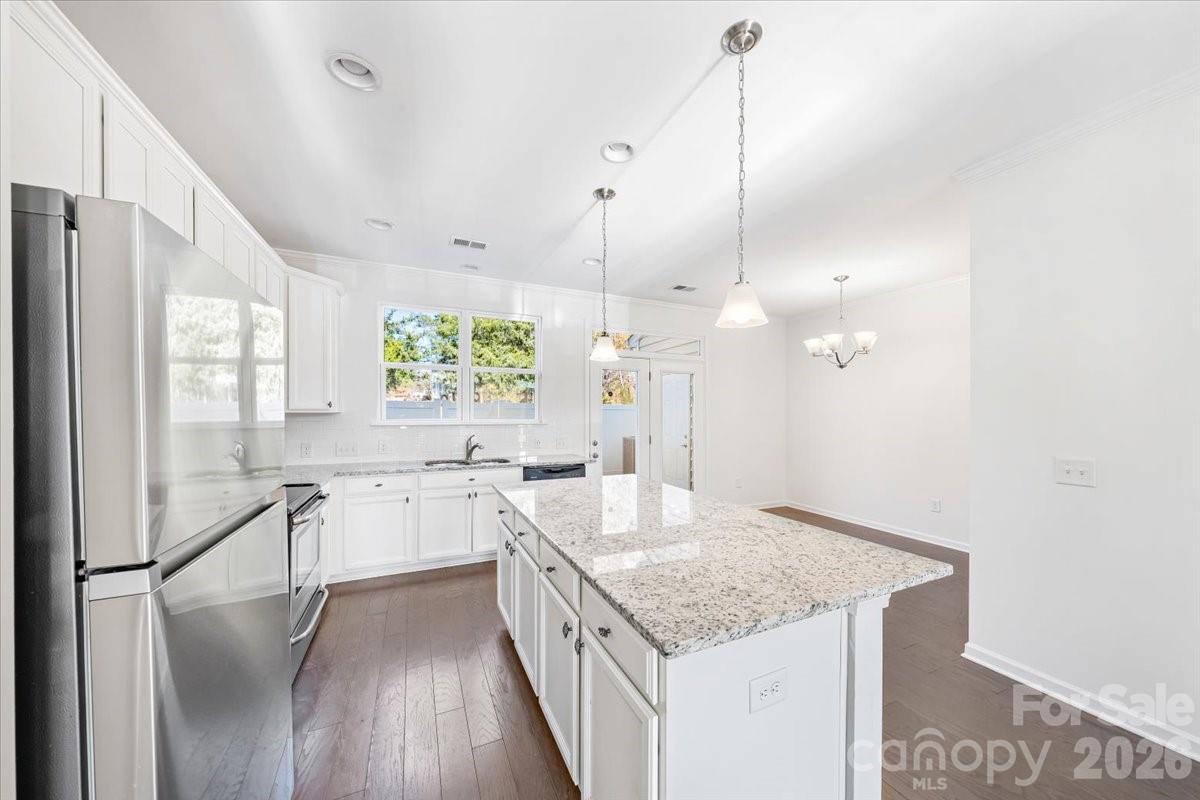 108 Prairie View Ct., Belmont, NC 28012