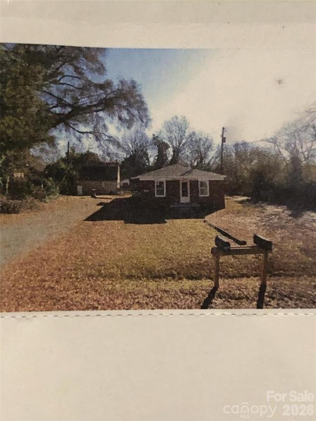 5323 Eaton Cir., Charlotte, NC 28208
