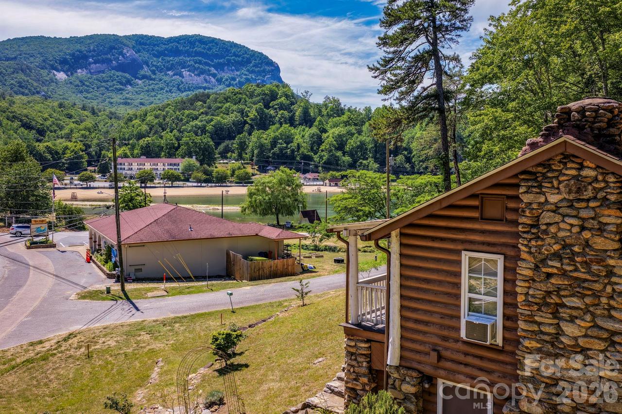 102 Jack London Rd., Lake Lure, NC 28746