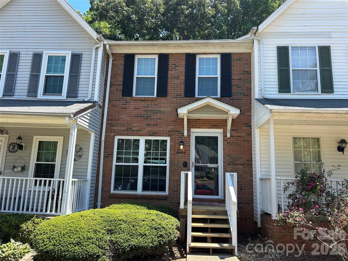 6466 Windsor Gate Ln., Charlotte, NC 28215