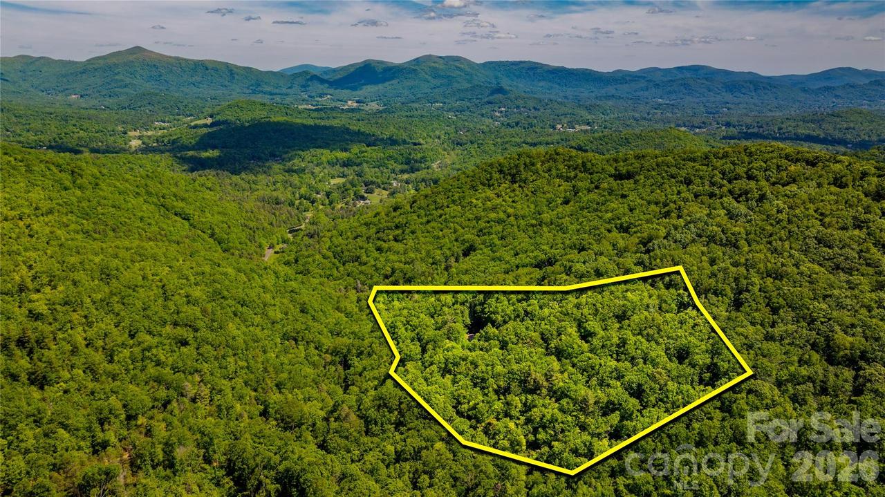 214 Ballard Creek Rd., Fairview, NC 28730