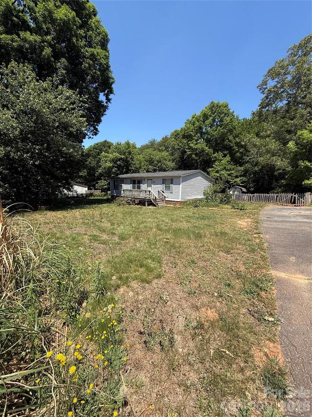 6237 Burnhurst Ln., Denver, NC 28037