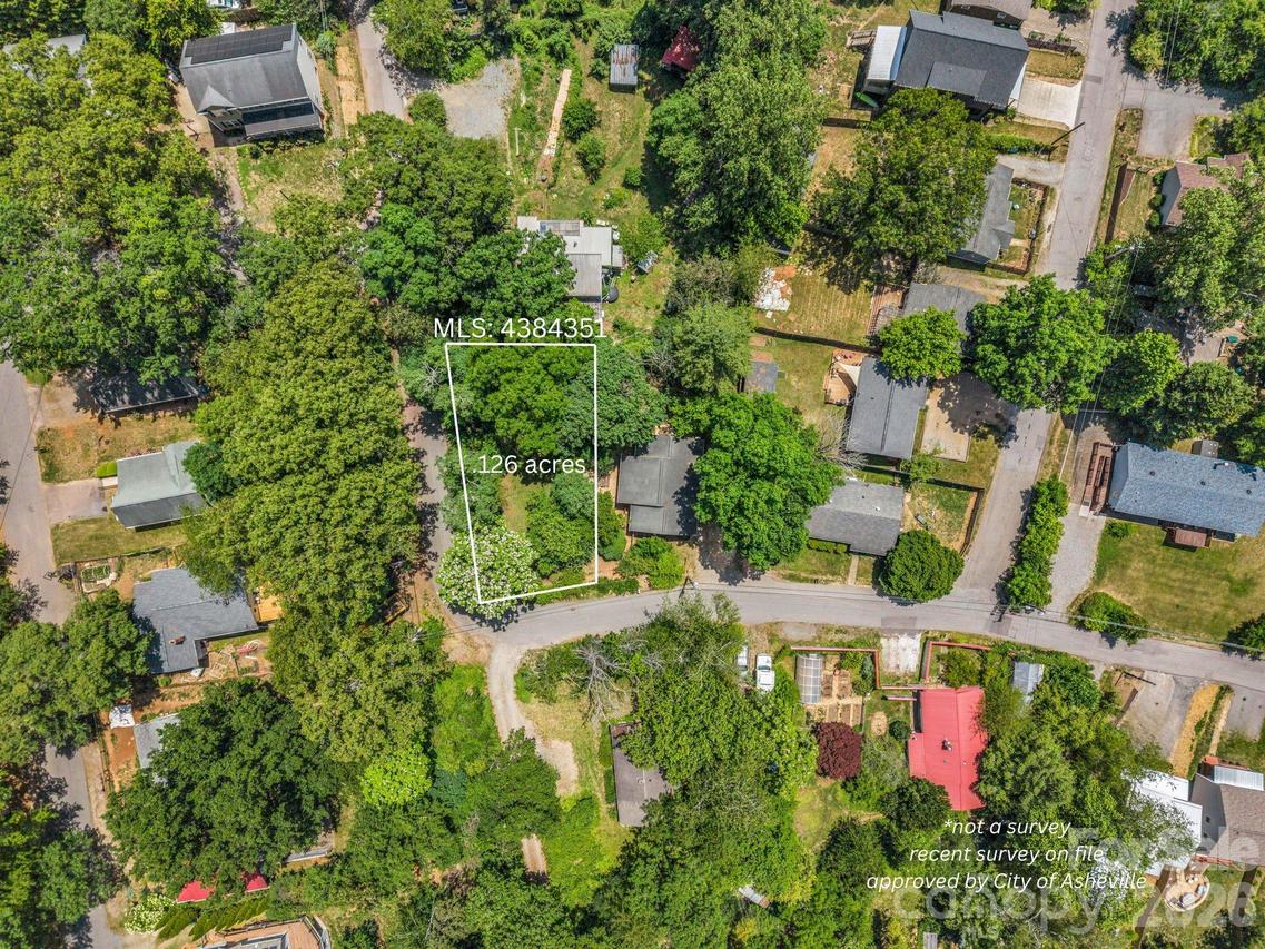 99999 Peace St. #18A, Asheville, NC 28806