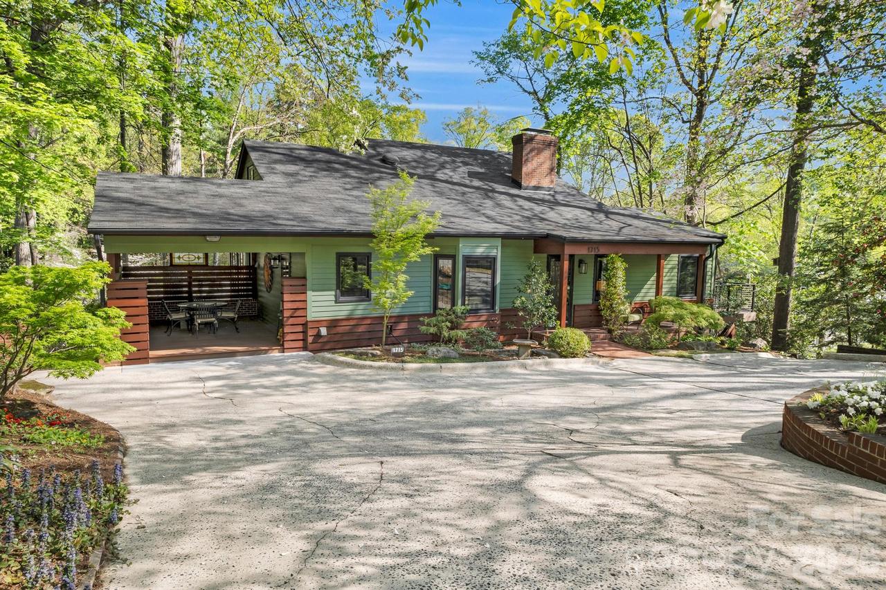 1715 Buena Vista Rd., Winston Salem, NC 27104