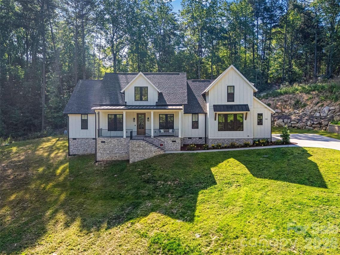 151 Greenbay Rd., Mooresville, NC 28117