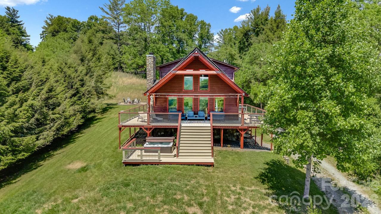 694 Boulder Rd., Marshall, NC 28753