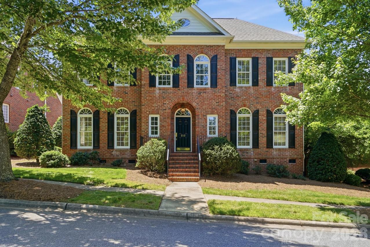 212 Hawthorne Park Ave., Belmont, NC 28012