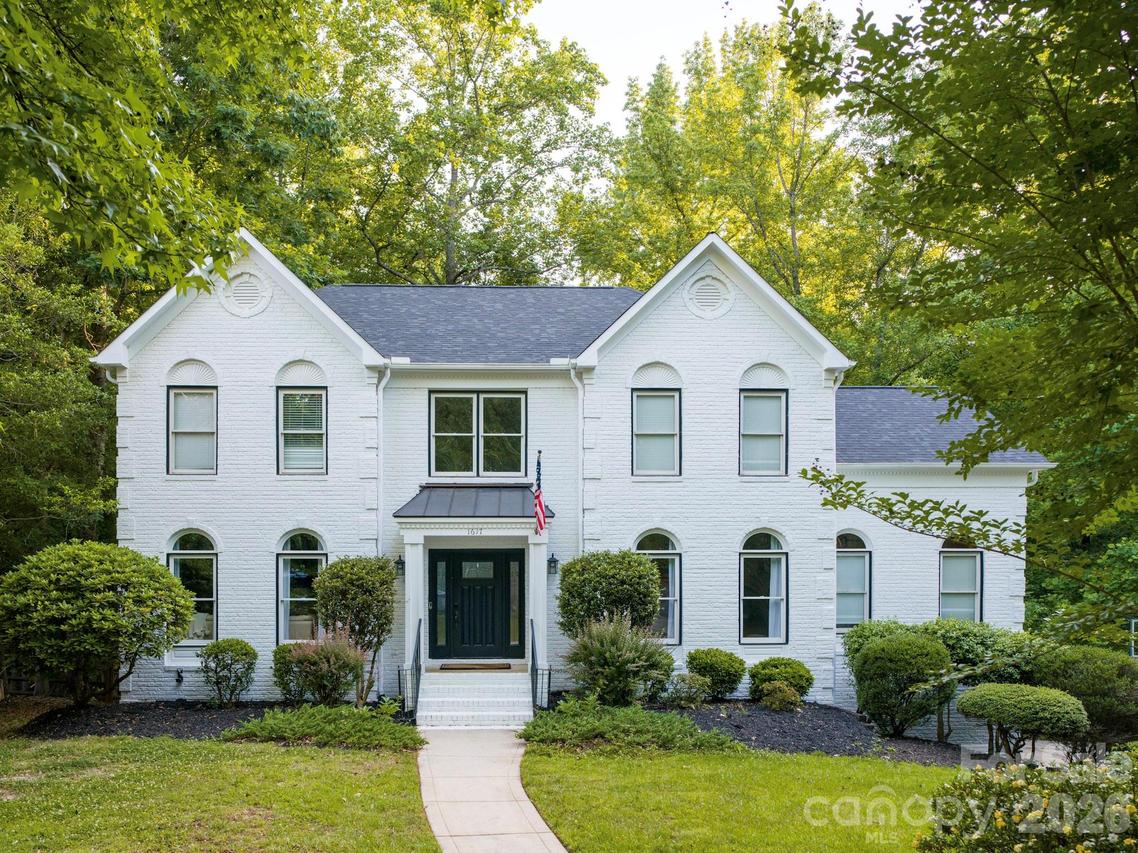 1617 Home Pl., Matthews, NC 28105
