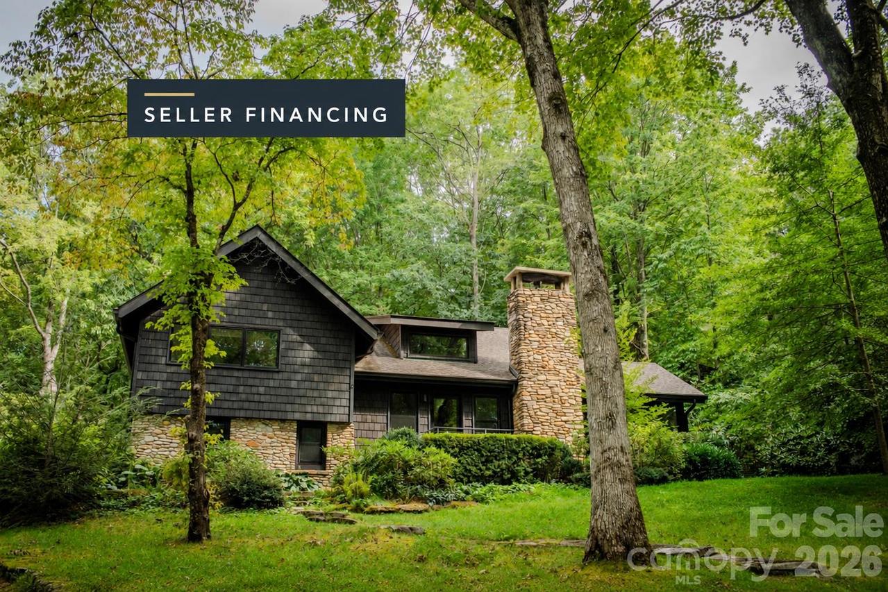 212 SE Shore Dr., Lake Toxaway, NC 28747