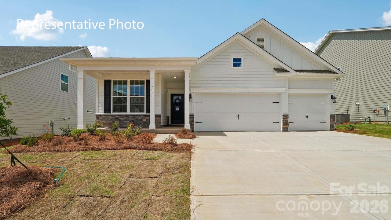 2858 Atwater Pond Cir., Denver, NC 28037
