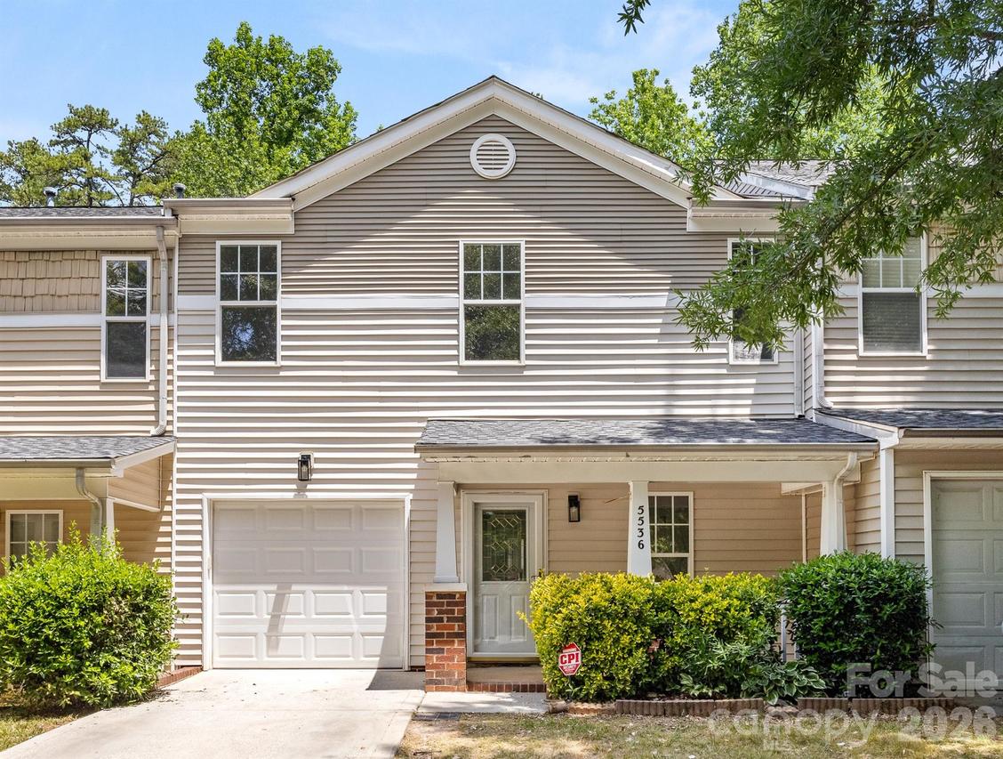 5536 Franklin Springs Cir., Charlotte, NC 28217
