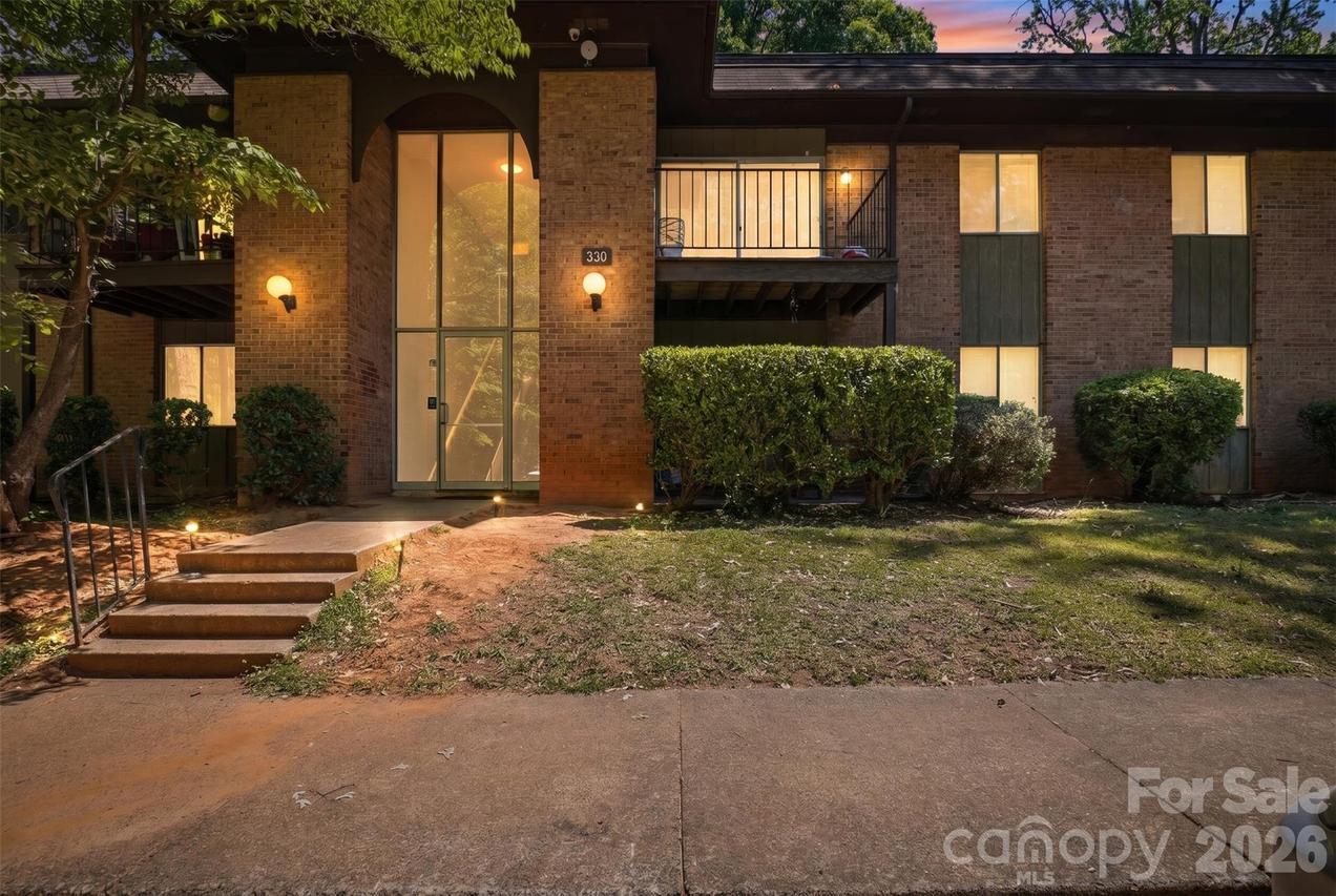 330 Orchard Trace Ln. #8, Charlotte, NC 28213