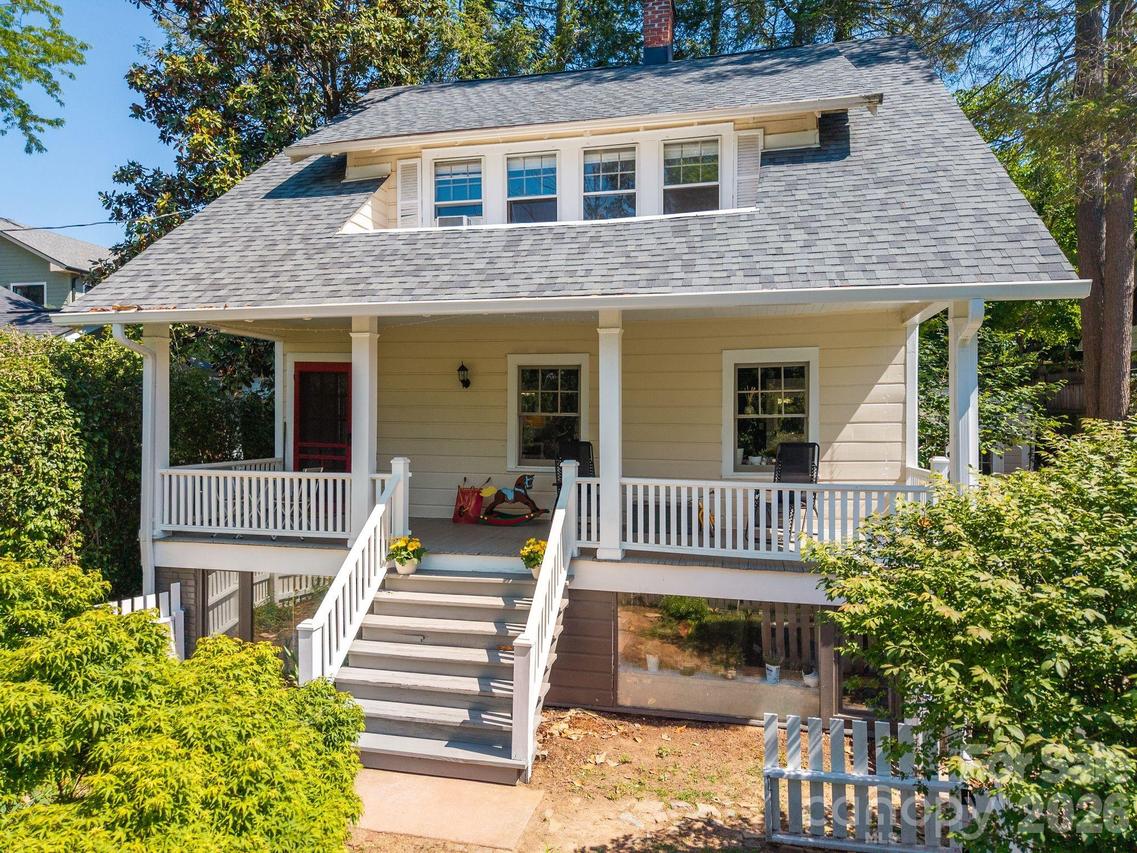 238 Forest Hill Dr., Asheville, NC 28803