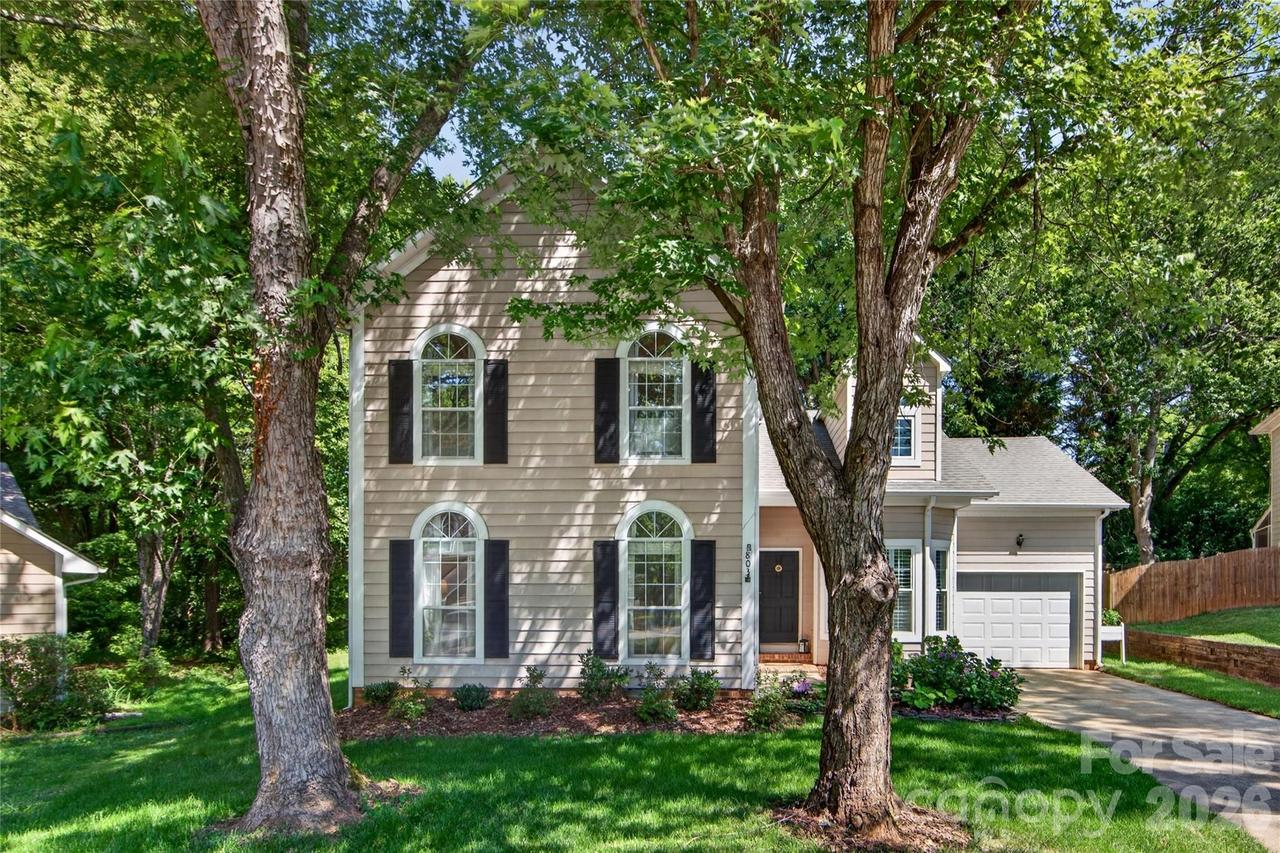 803 Water Wheel Ct., Charlotte, NC 28209