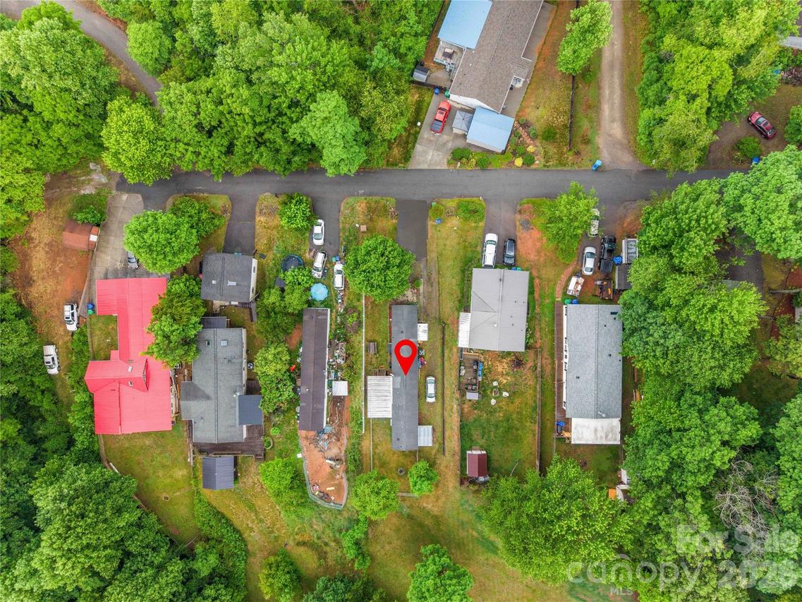 15 Spring St., Candler, NC 28715