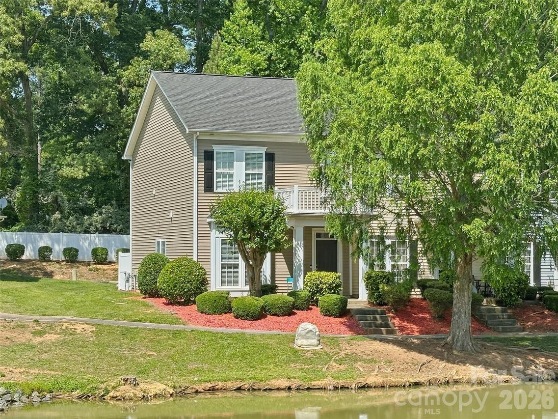 751 Plaza Walk Dr., Charlotte, NC 28215