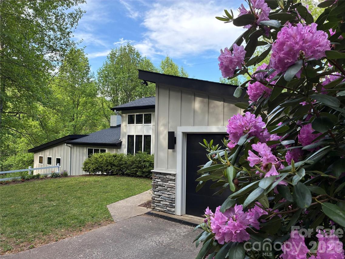 1452 S Country Club Dr., Cullowhee, NC 28723