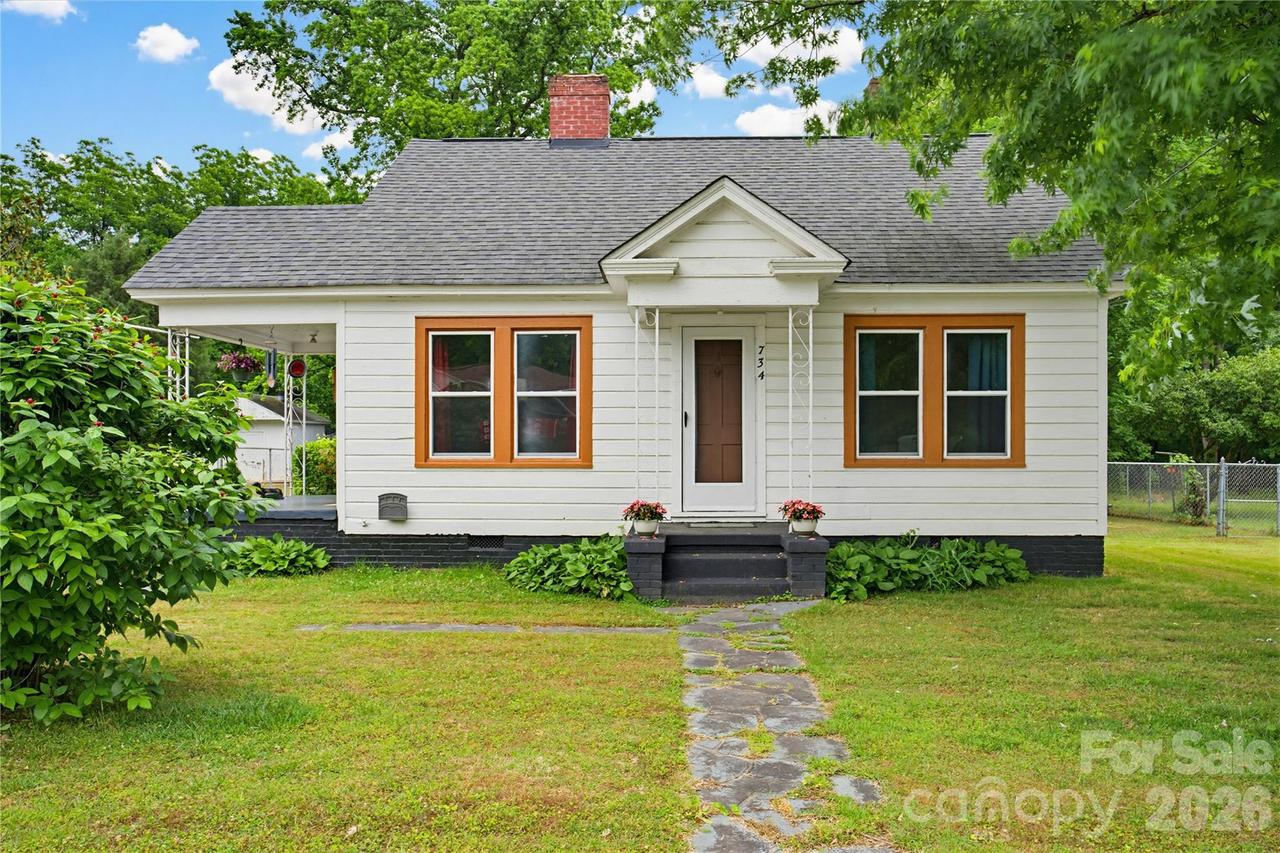 734 Tanglewood Dr., Salisbury, NC 28144