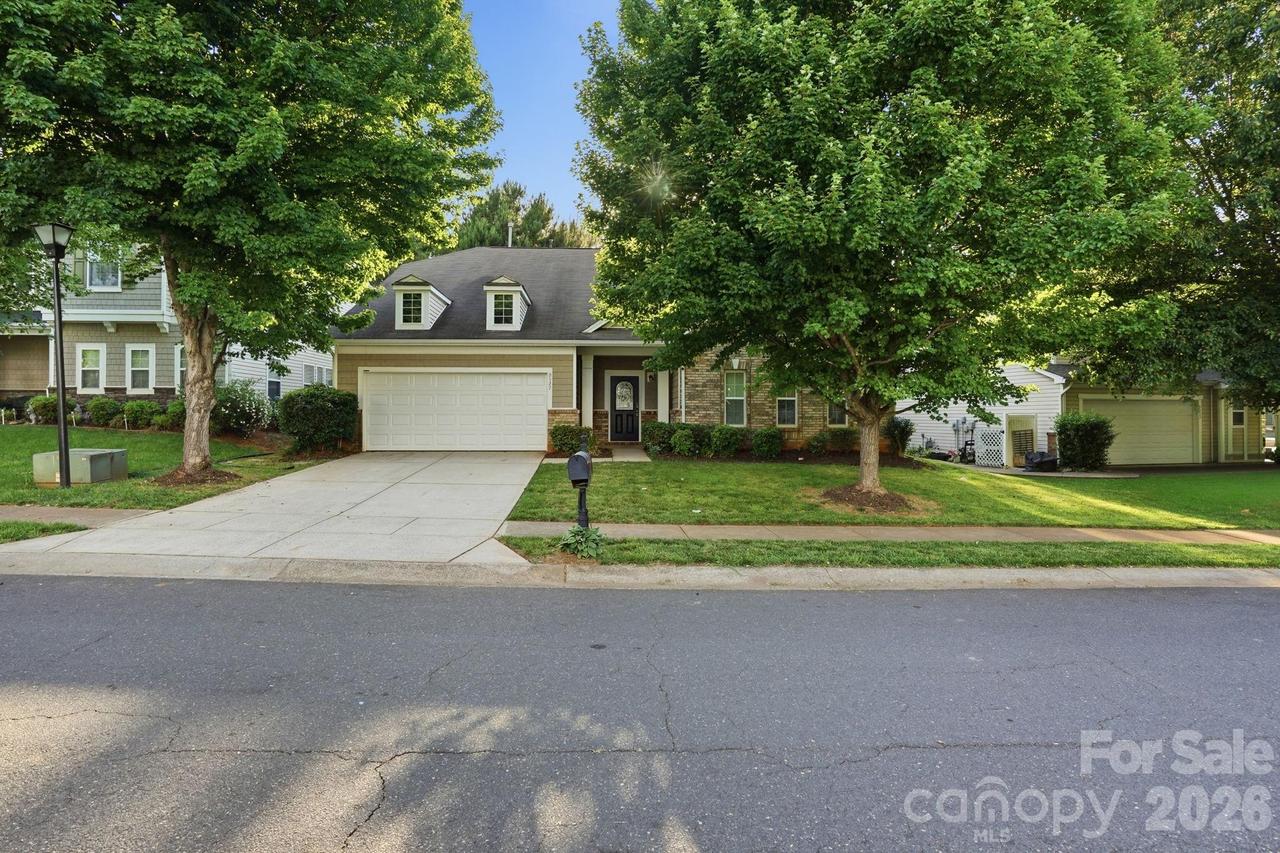 9527 Seamill Rd., Charlotte, NC 28278