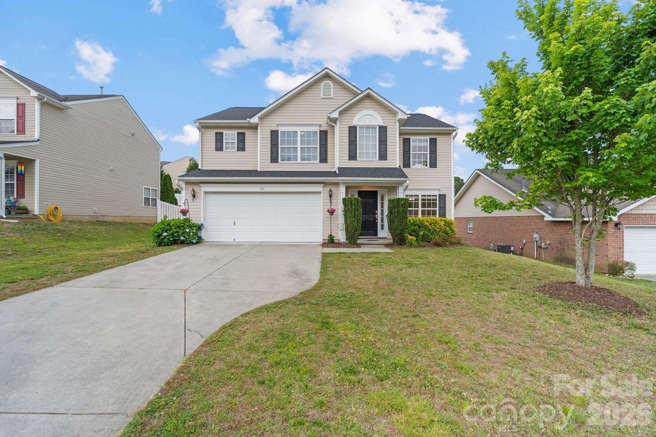 415 Courtland Ct., Kannapolis, NC 28081
