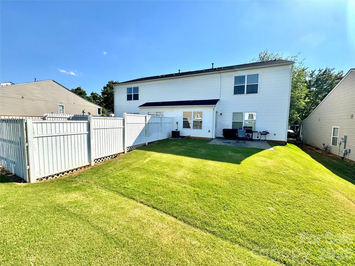 6342 Ziegler Ln., Charlotte, NC 28269