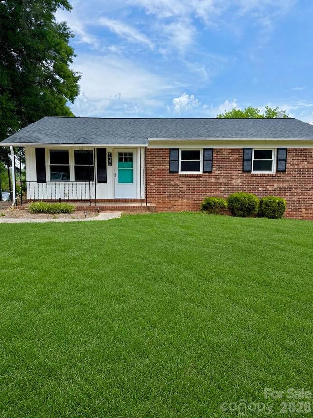 130 N Arlington Ave., Jonesville, NC 28642