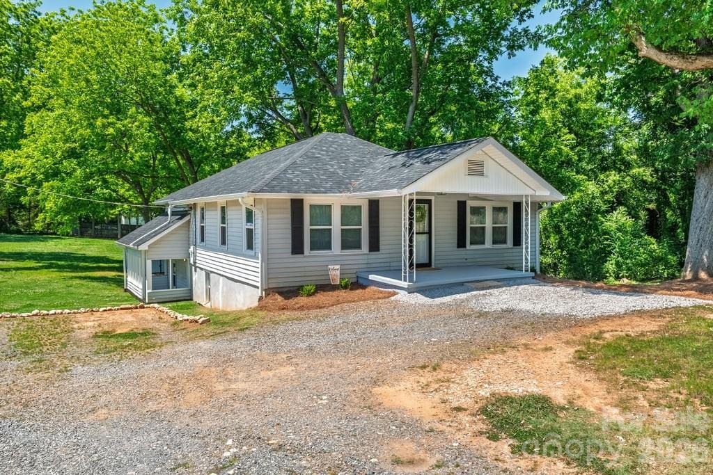 3407 Ratchford Dr., Gastonia, NC 28056