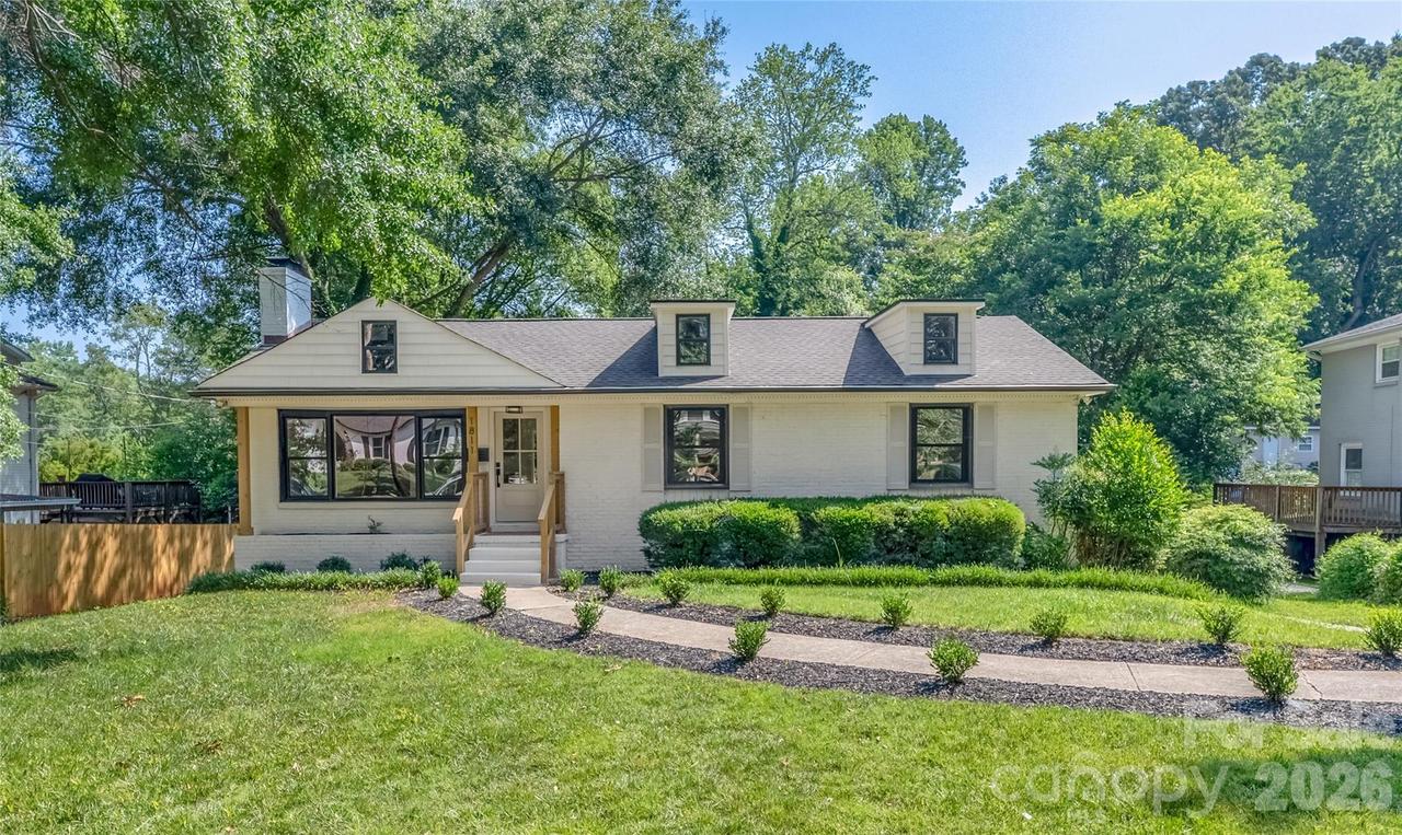 1811 Tamworth Dr., Charlotte, NC 28210