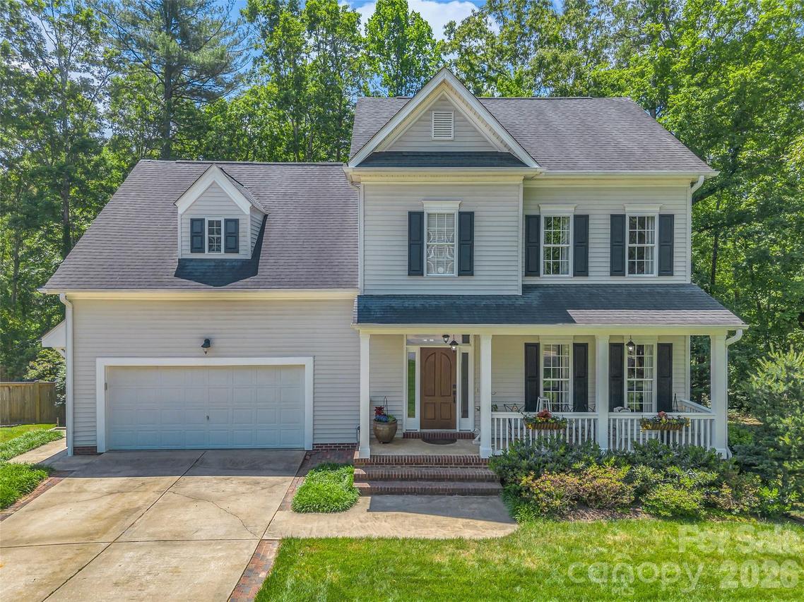 1042 Columbine Rd., Asheville, NC 28803