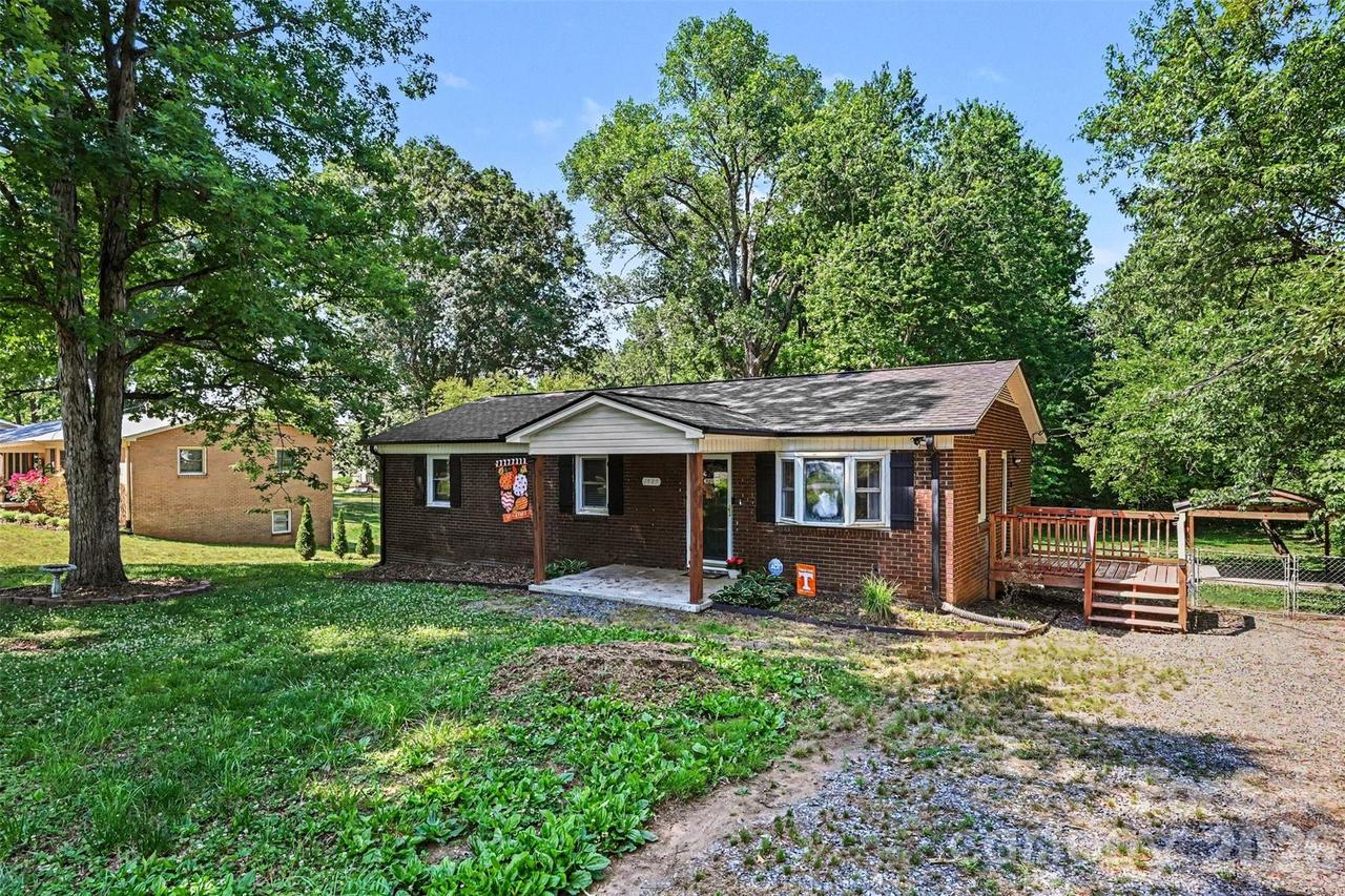 1577 Timberlake Dr., Shelby, NC 28150