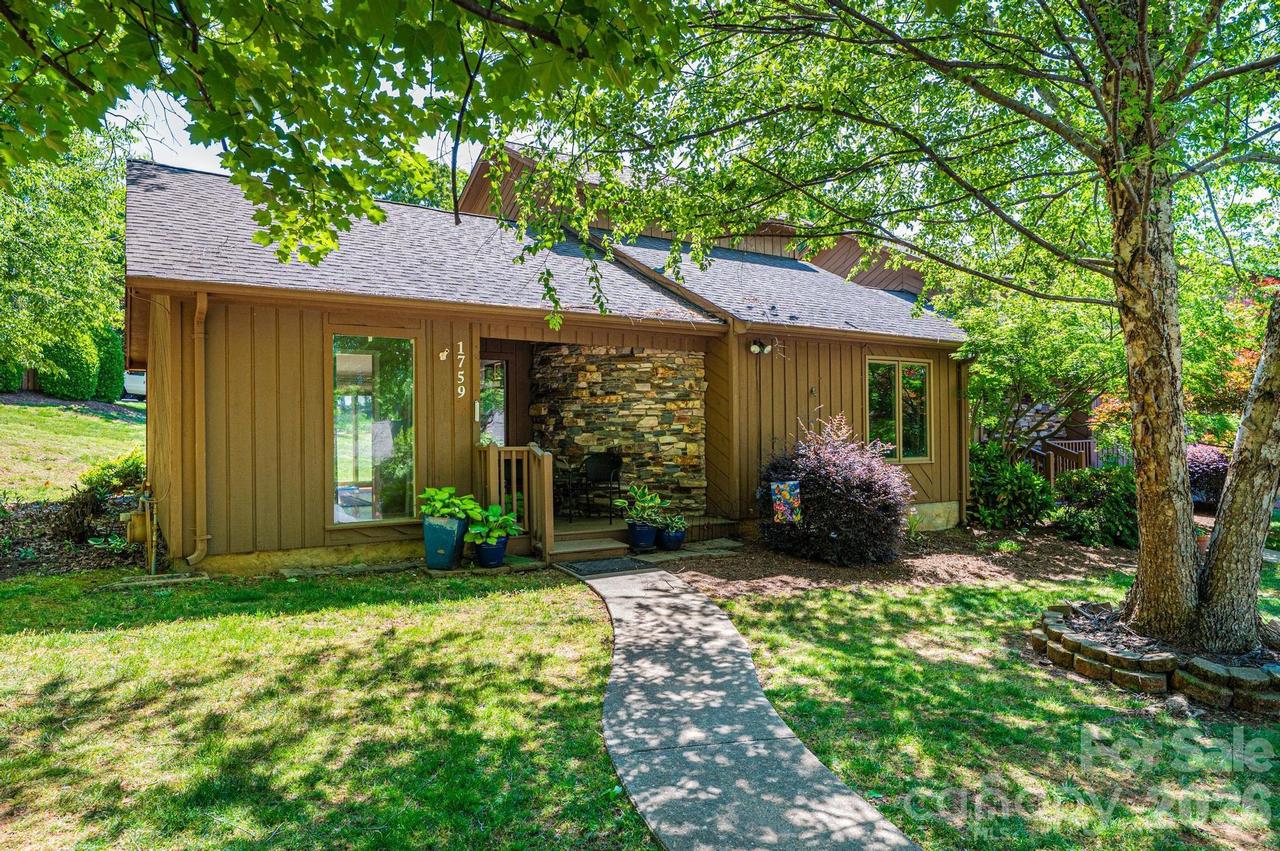 1759 12th St., Hickory, NC 28601