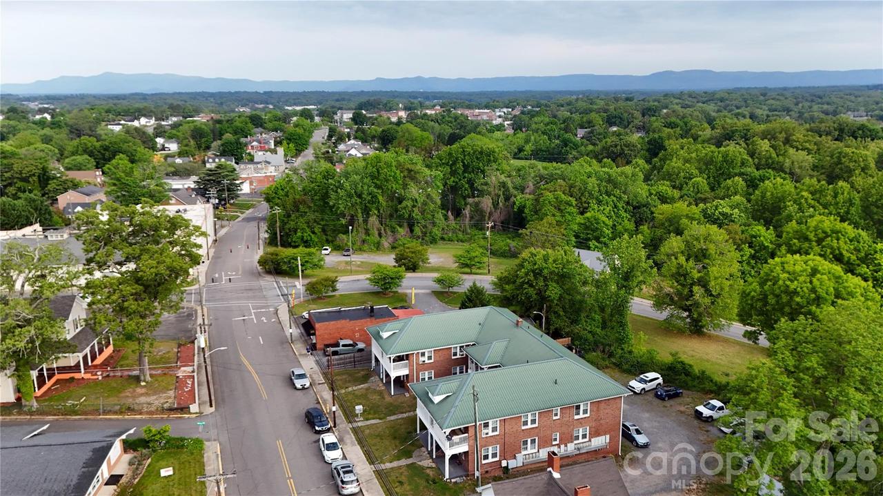 1007 S Main St., Mount Airy, NC 27030