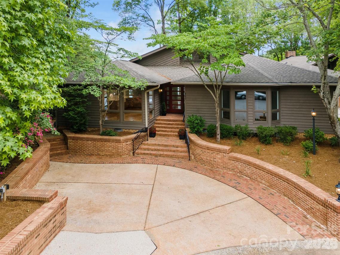 449 Windward Dr., Davidson, NC 28036