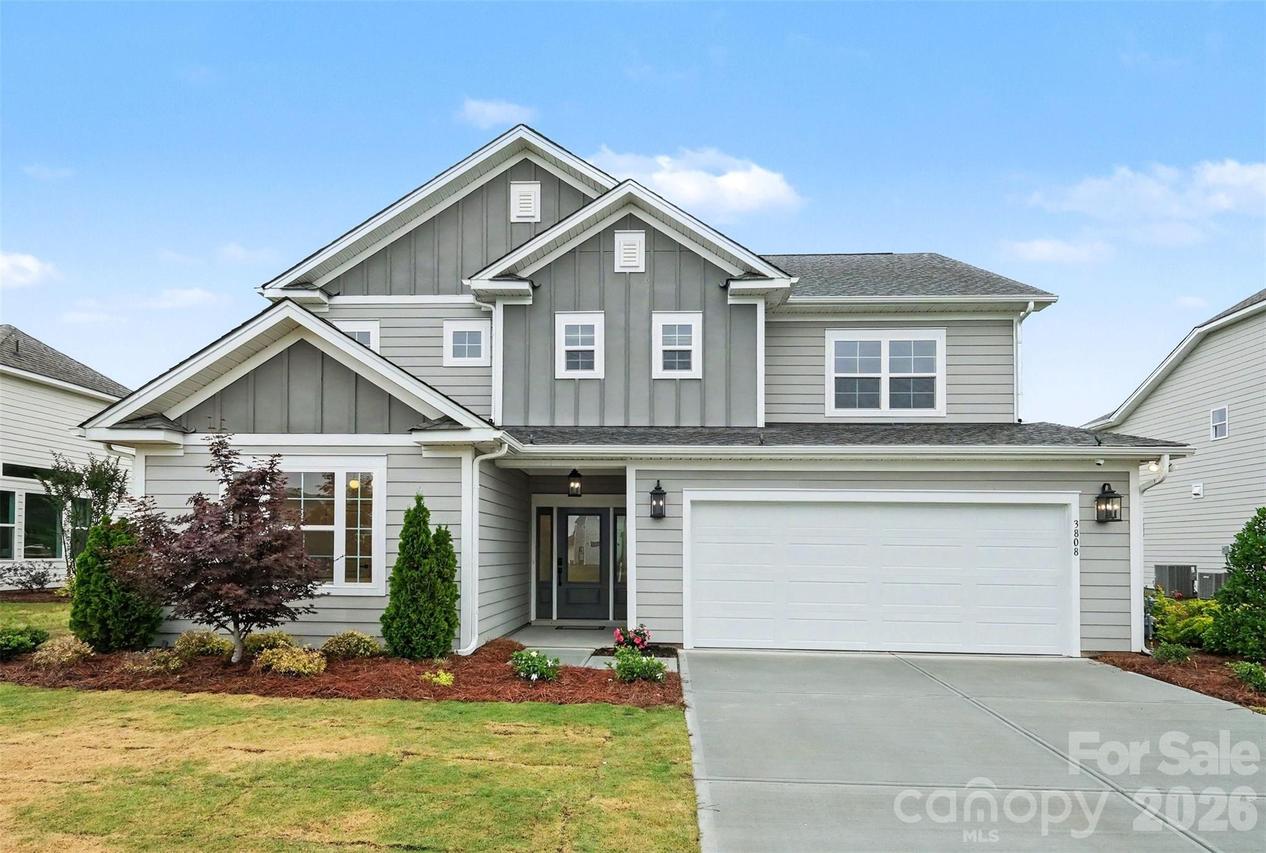 3808 Dahlia Dr., Harrisburg, NC 28075