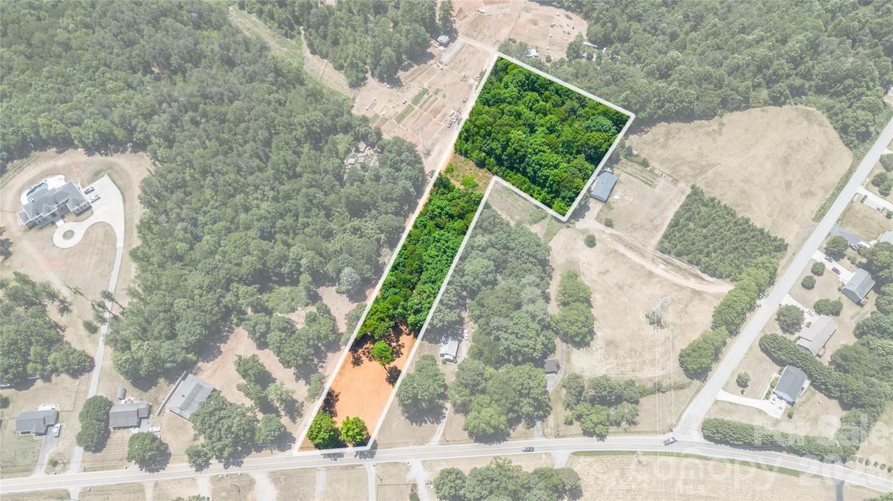 00 Cape Hickory Rd., Hickory, NC 28601