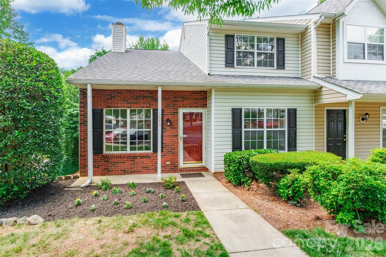 5840 Prescott Ct., Charlotte, NC 28269