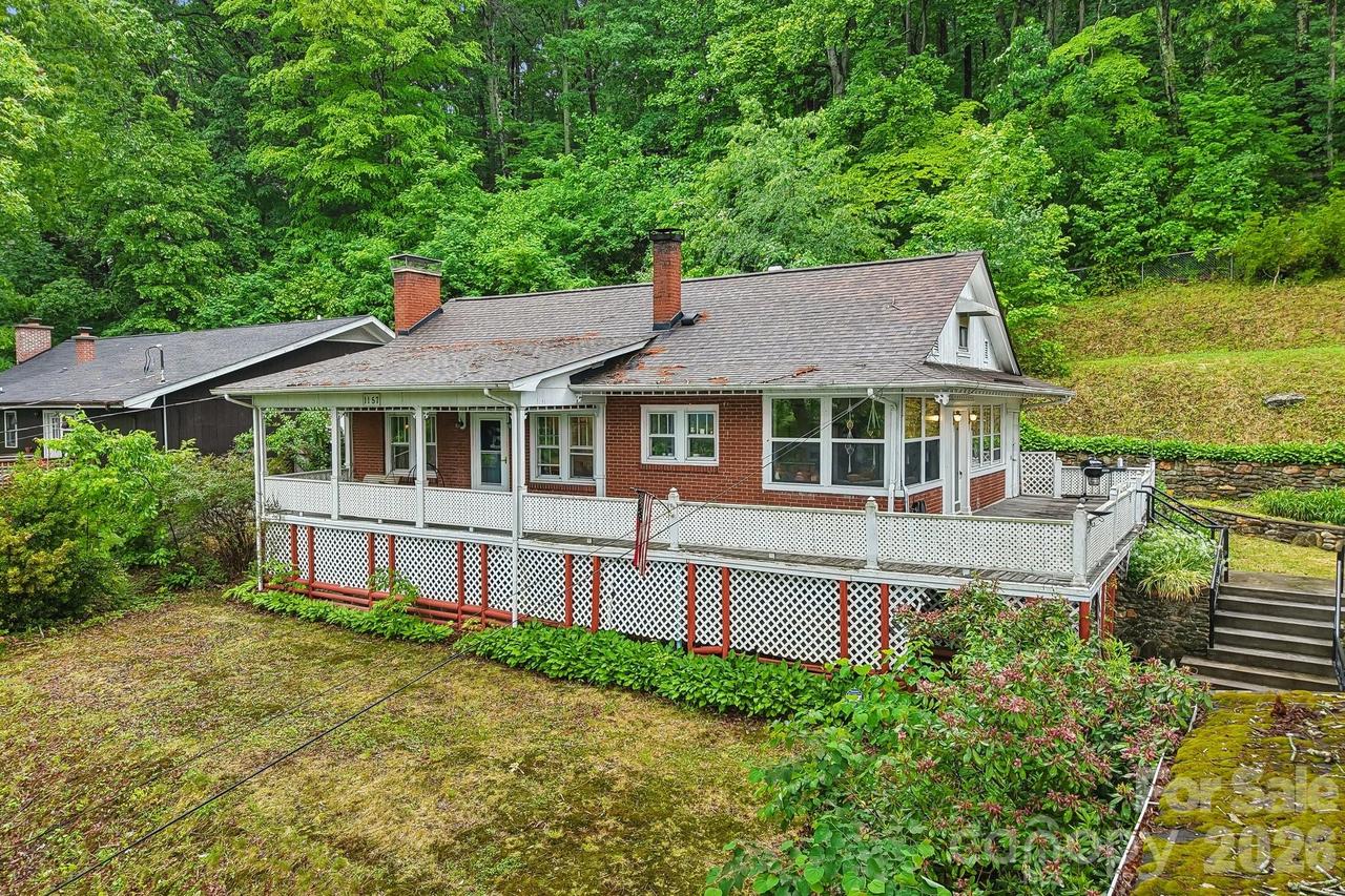 1157 S Main St., Waynesville, NC 28786