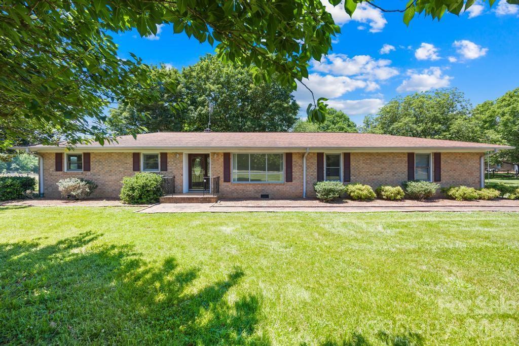 406 Kistler Farm Rd., Mooresville, NC 28115