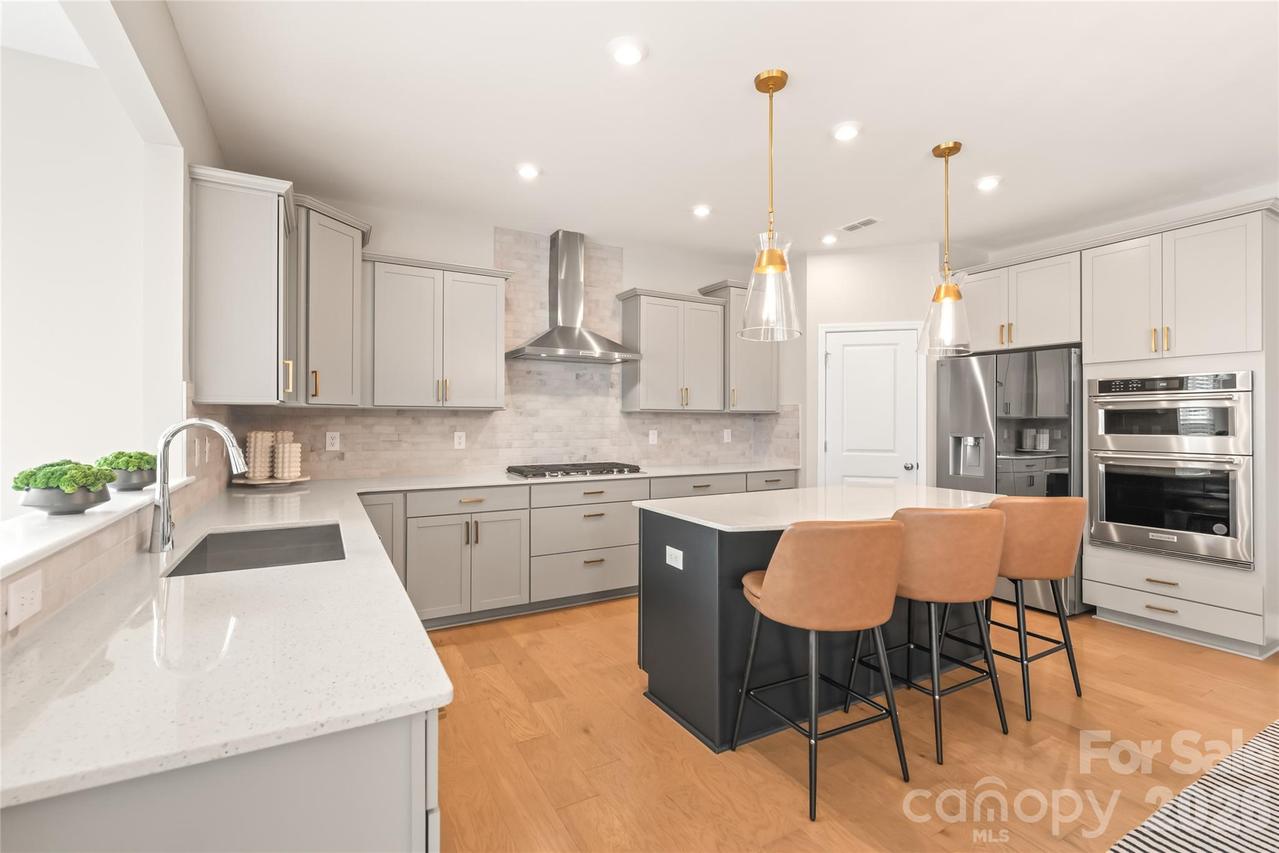 12205 Hollinhope Dr., Charlotte, NC 28278
