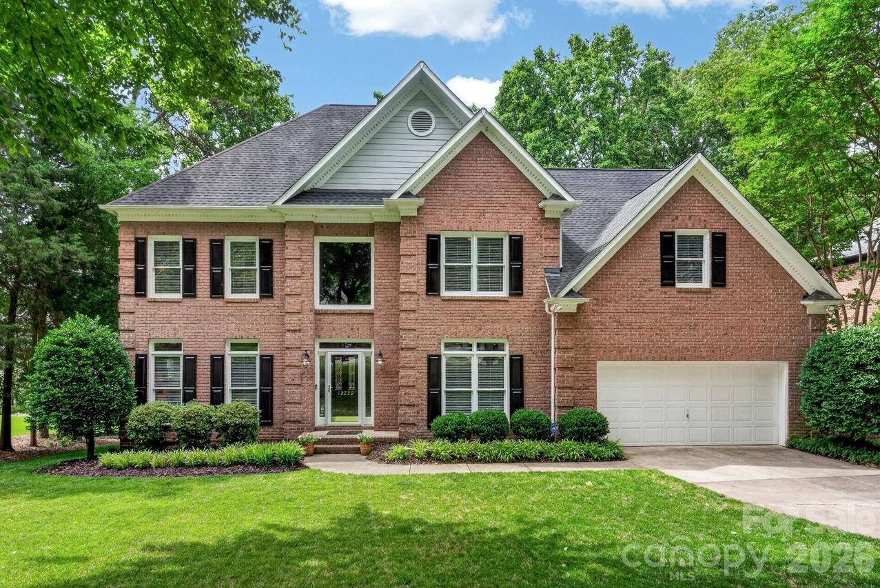 12230 Farnborough Rd., Huntersville, NC 28078