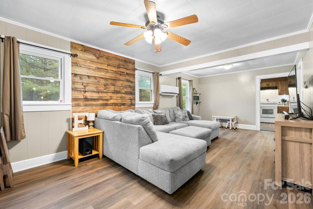 2990 Old Nc 18 None, Morganton, NC 28655